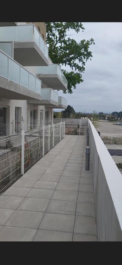 Appartement Avec Balcon/Terrasse Monteux Luaran gambar